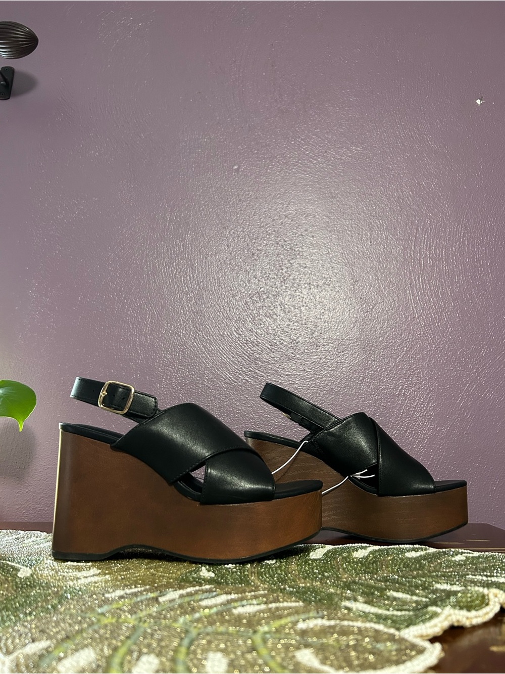 Y2k Naomi‎ Wood Wedge Heels Universal Thread size 7.5 black brown whimsy office
